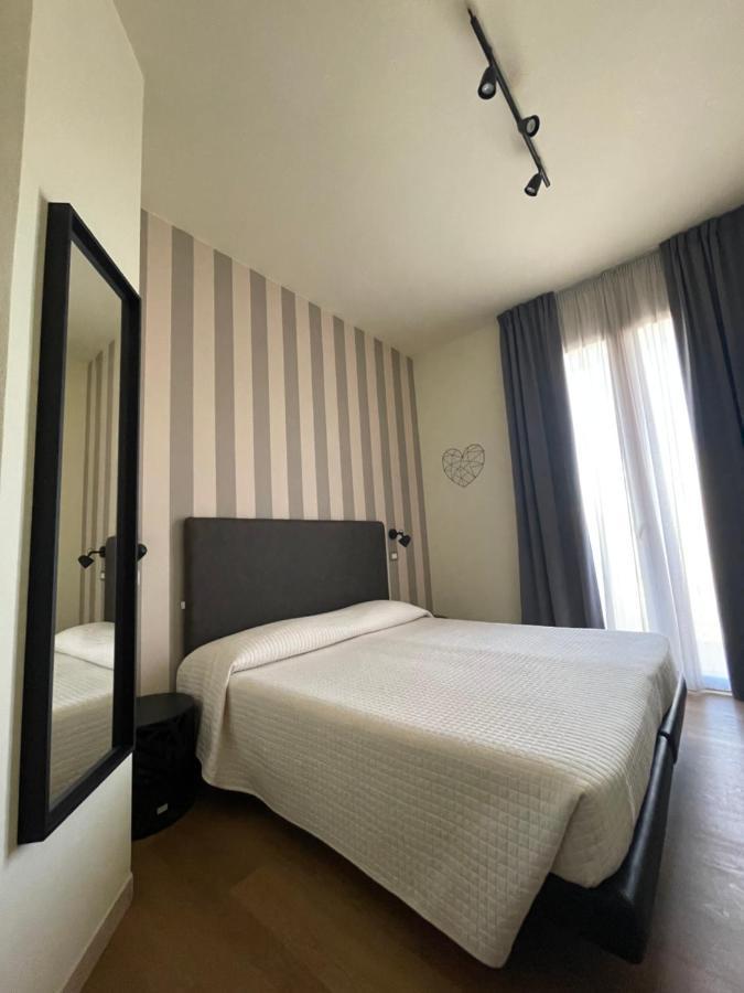 My Place Hotel Rimini Exterior foto